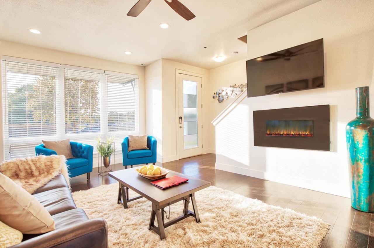 Beautiful 3 Bedroom Townhouse In Old Town North, Brewery District Fort Collins Exterior foto